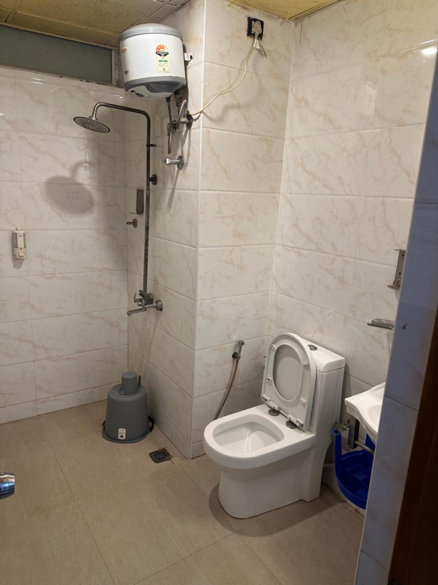 Gulnaar Inn Chennai Extérieur photo